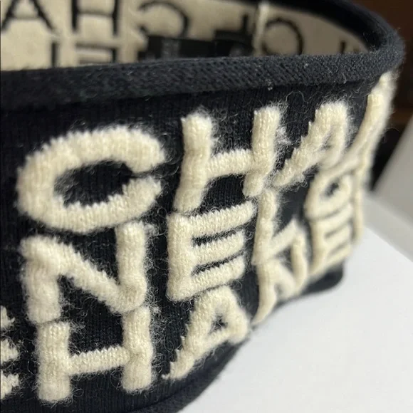 CHANEL Black and Cream Headband - Picture 9 of 17